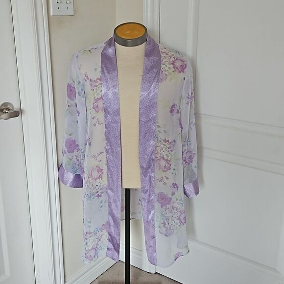 Jaclyn Smith Sleepwear Ladies Pullover Floral Robe W Satin Trim Medium Lavender - Picture 7 of 16